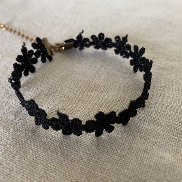 Gothic Victorian Black Lace Bracelet Ring Chain Set, Choker & Tassel Cuff Bundle - Picture 4 of 8